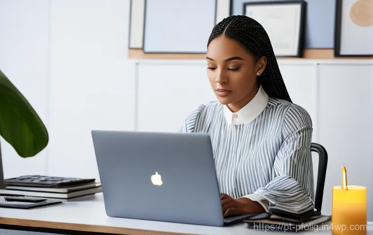 포트폴리오 경력 디자인을 위한 에세이 작성법 - **Prompt:** A diverse young professional, in their late 20s, with a warm and focused expression, sit...